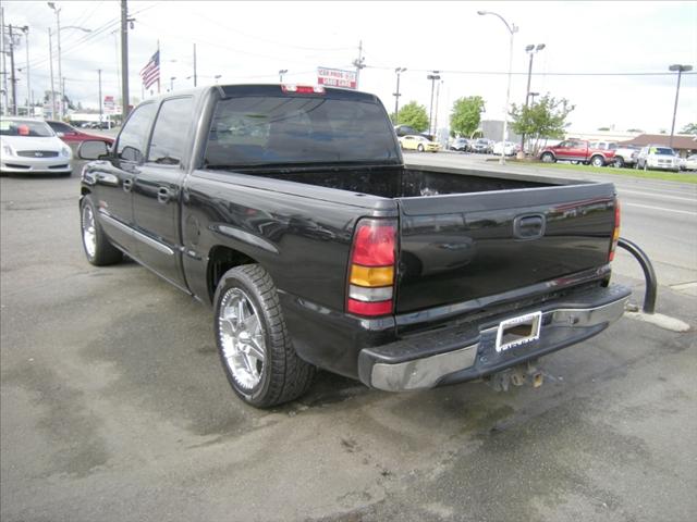 GMC Sierra 2006 photo 2