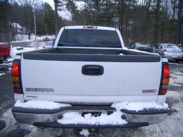 GMC Sierra 2006 photo 3