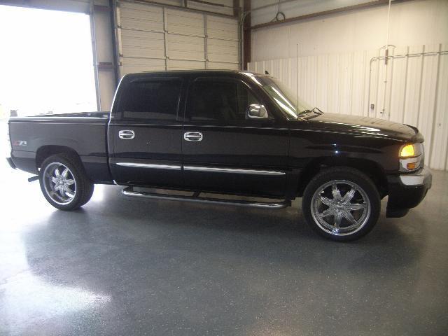 GMC Sierra 2006 photo 1