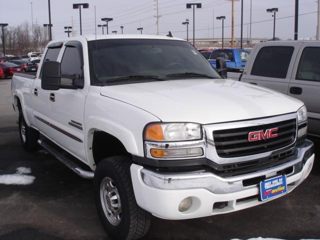 GMC Sierra 2006 photo 2