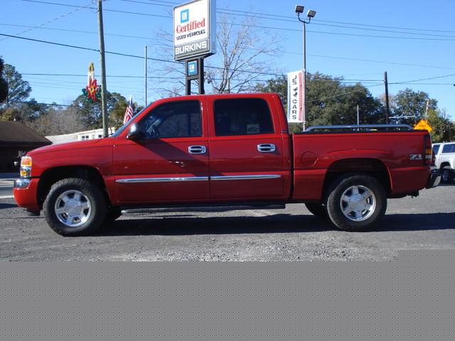 GMC Sierra SLT Pickup