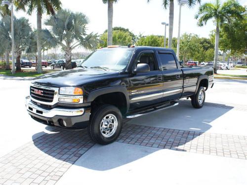 GMC Sierra 2006 photo 1