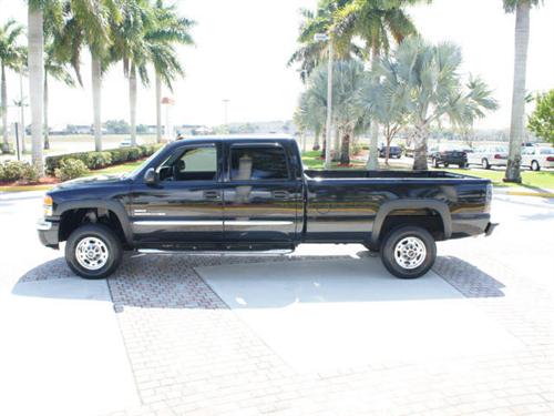 GMC Sierra 2006 photo 2
