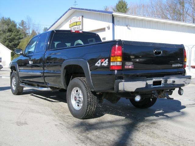 GMC Sierra 2006 photo 2
