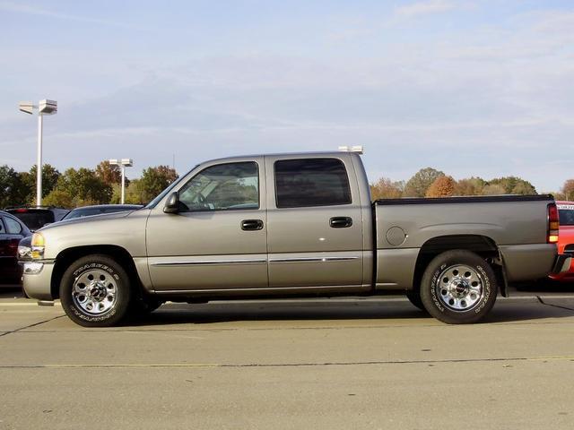 GMC Sierra 2006 photo 1