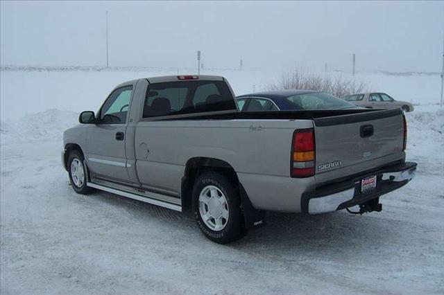 GMC Sierra 2006 photo 1
