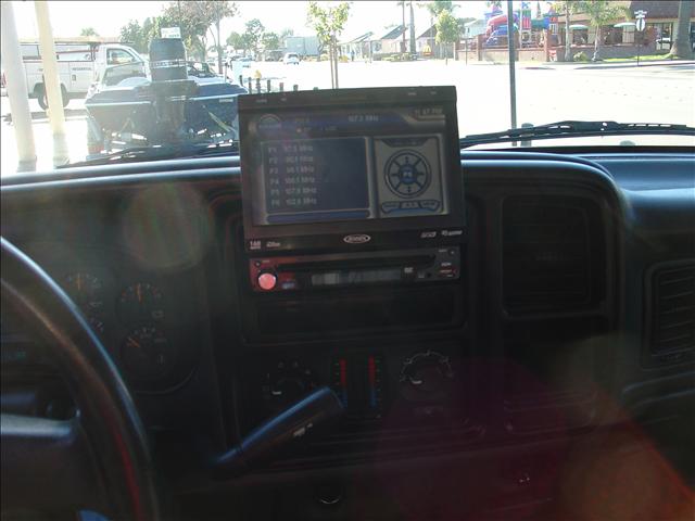 GMC Sierra 2006 photo 2