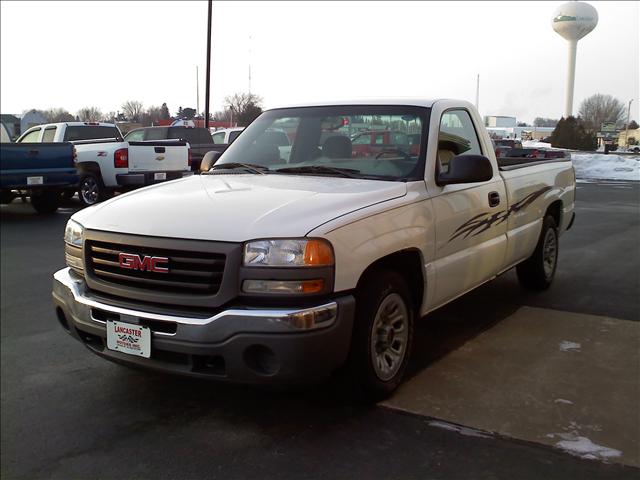 GMC Sierra 2006 photo 1
