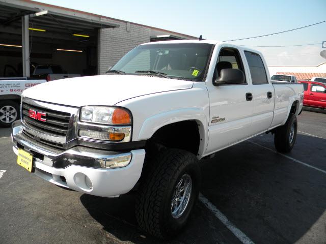 GMC Sierra 2006 photo 1