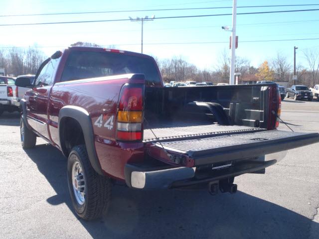 GMC Sierra 2006 photo 2