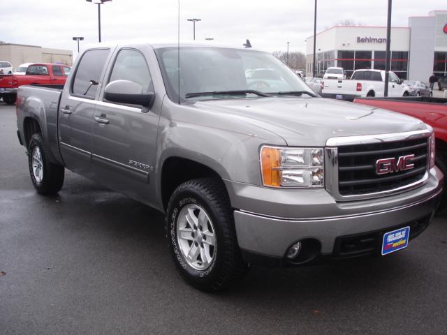 GMC Sierra SLT Pickup