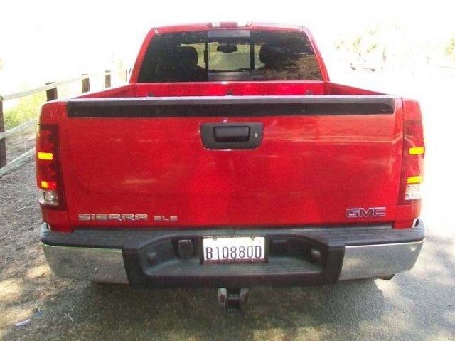 GMC Sierra 2007 photo 2