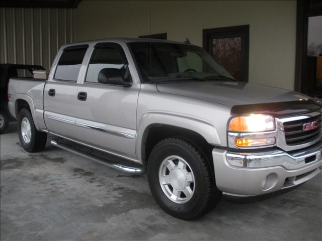 GMC Sierra SLT Pickup