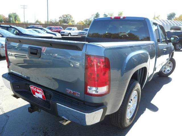 GMC Sierra 2007 photo 2