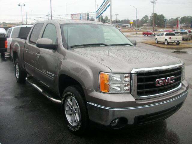 GMC Sierra 2007 photo 2