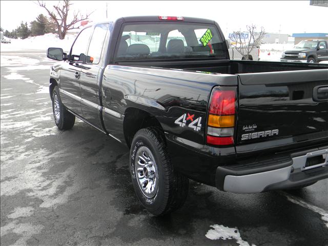 GMC Sierra 2007 photo 2