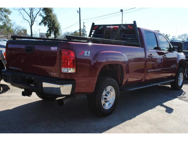 GMC Sierra SLT Pickup