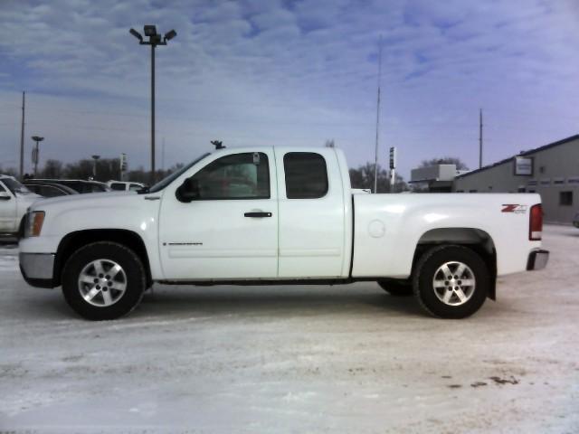 GMC Sierra 2007 photo 2