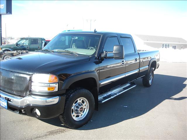 GMC Sierra SLT Pickup
