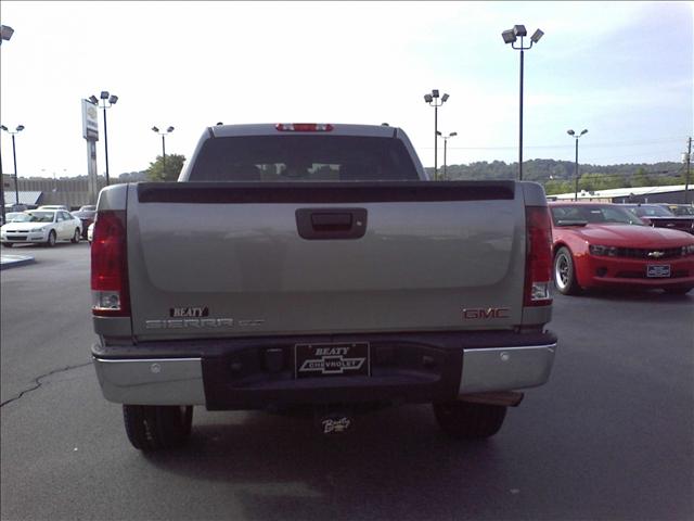 GMC Sierra 2007 photo 2