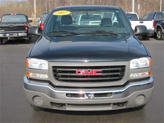 GMC Sierra 2007 photo 2