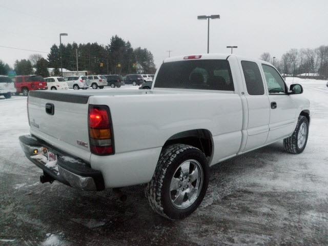 GMC Sierra 2007 photo 2