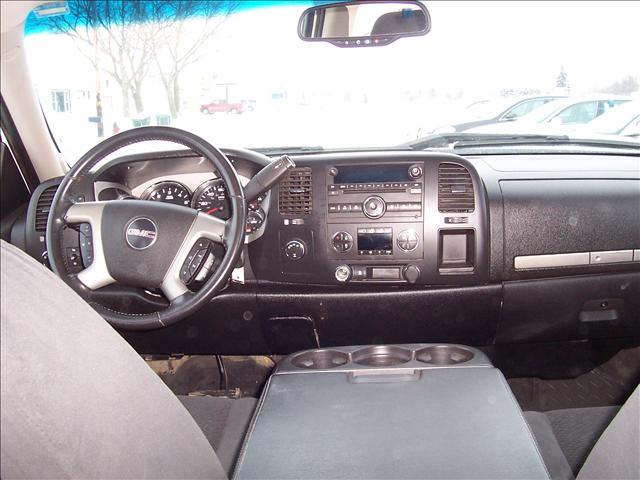 GMC Sierra 2007 photo 2