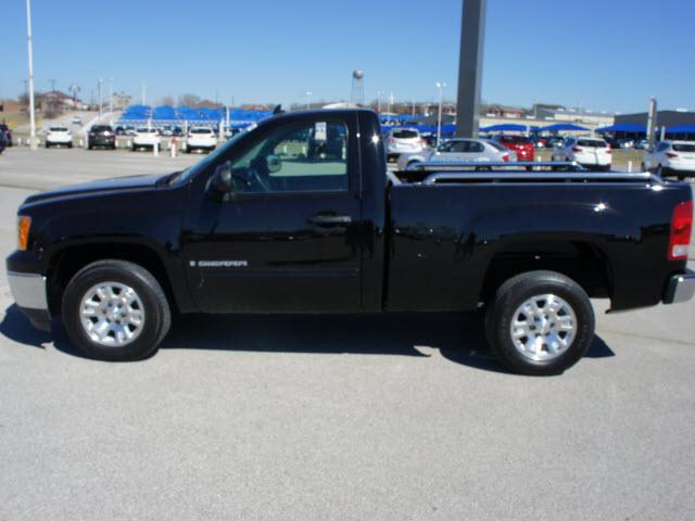 GMC Sierra 2007 photo 1