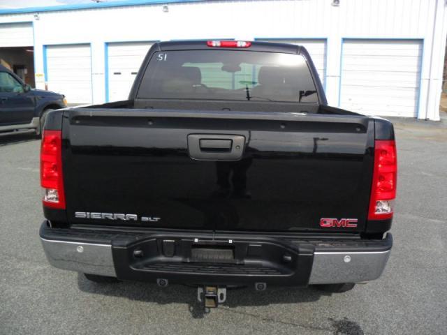 GMC Sierra 2007 photo 2
