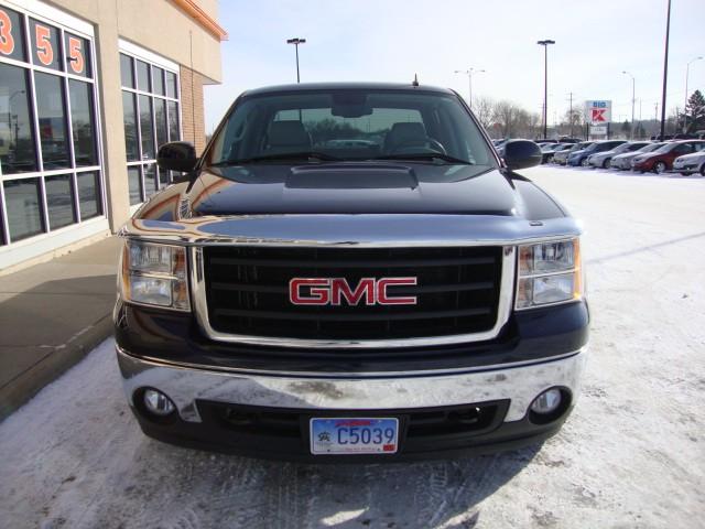 GMC Sierra LS 2WD 4dr SUV Pickup