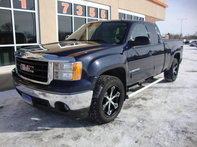 GMC Sierra 2007 photo 2