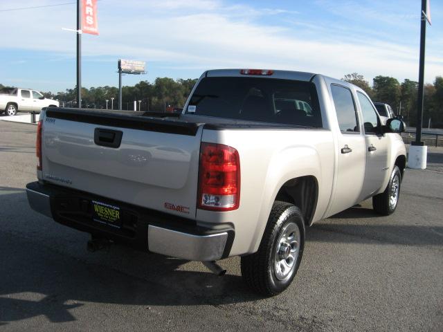 GMC Sierra 2007 photo 2
