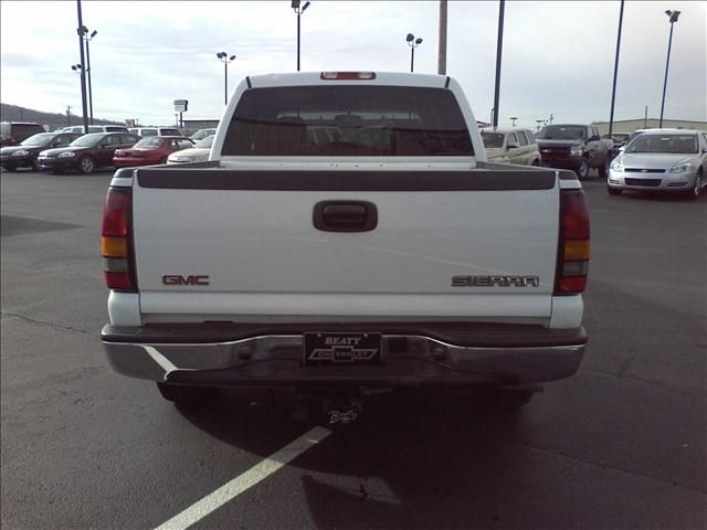 GMC Sierra 2007 photo 2