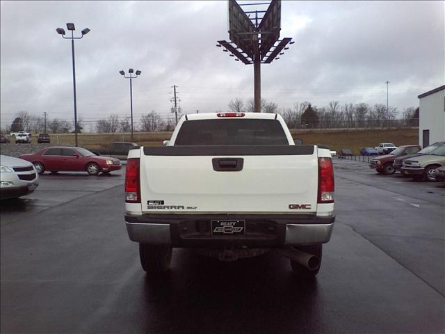 GMC Sierra 2007 photo 2
