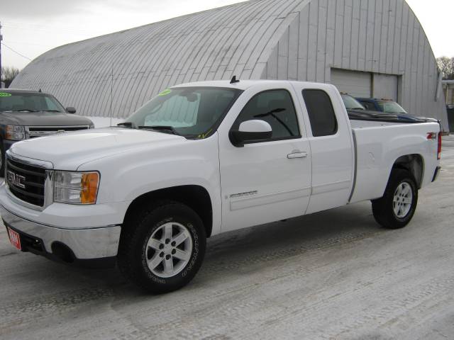 GMC Sierra SLT Pickup
