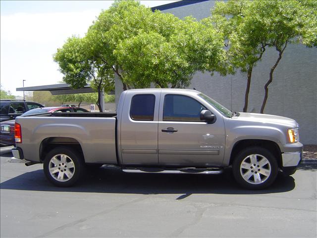 GMC Sierra 2008 photo 2