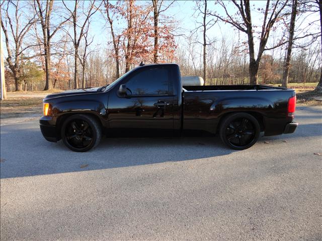 GMC Sierra 2009 photo 1