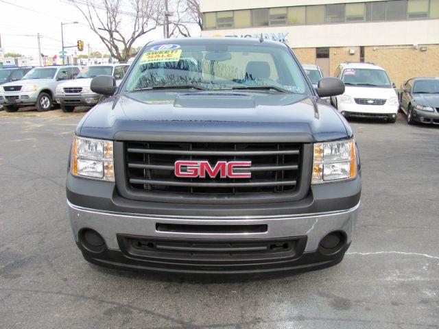 GMC Sierra 2009 photo 1