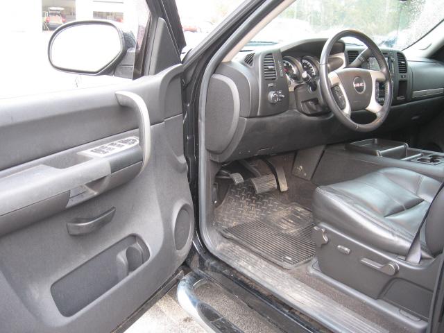 GMC Sierra 2009 photo 2