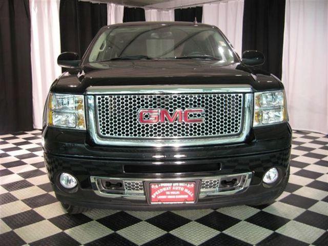 GMC Sierra 2009 photo 2