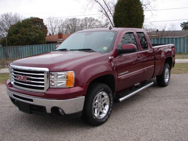 GMC Sierra SLT Pickup
