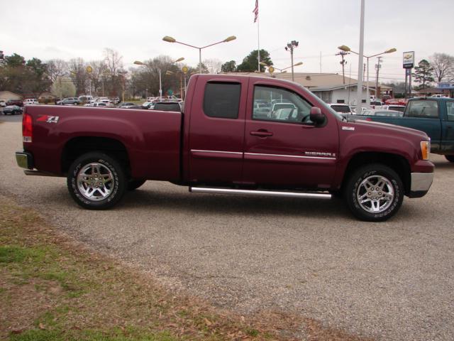 GMC Sierra 2009 photo 2
