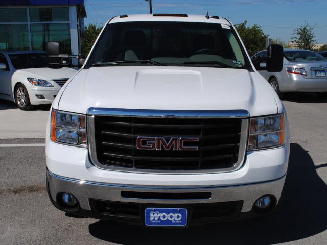 GMC Sierra 2009 photo 1