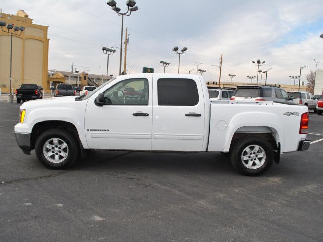 GMC Sierra 2009 photo 1