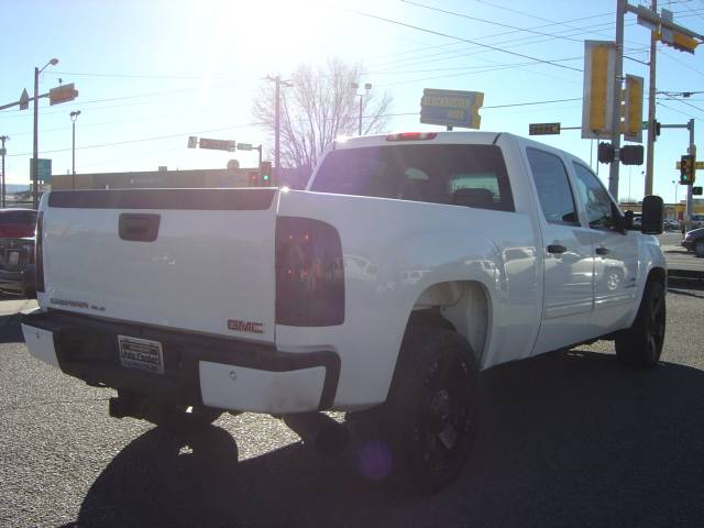GMC Sierra 2009 photo 1