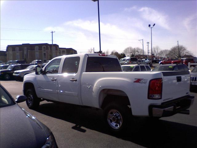 GMC Sierra 2009 photo 2