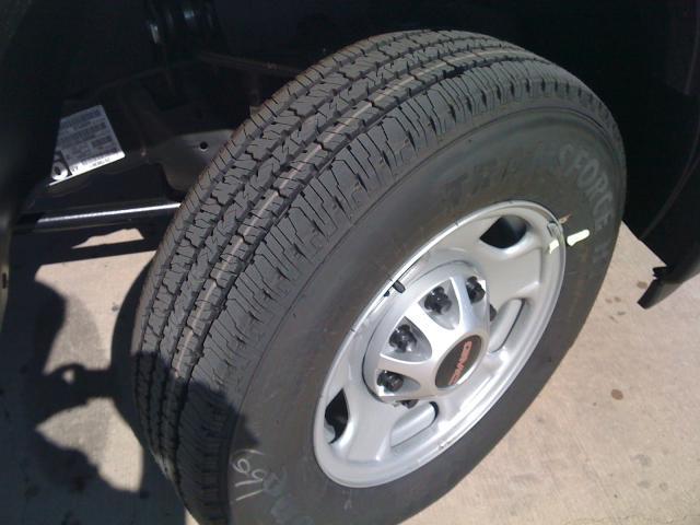 GMC Sierra 2011 photo 2