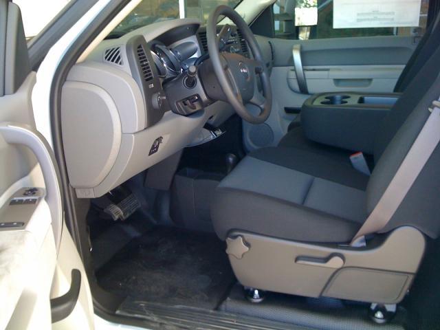 GMC Sierra 2011 photo 3