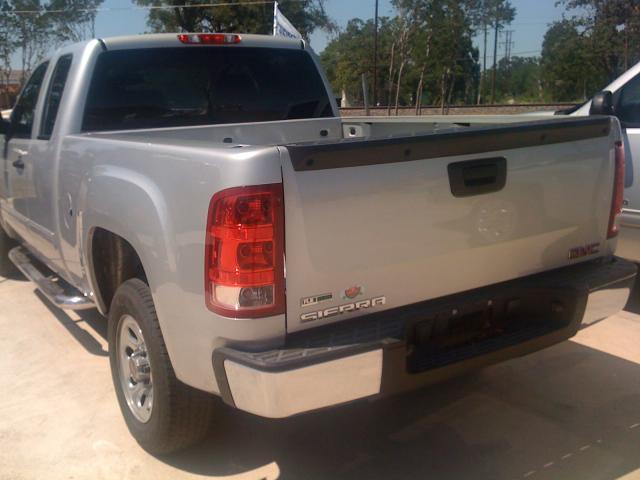 GMC Sierra 2011 photo 3