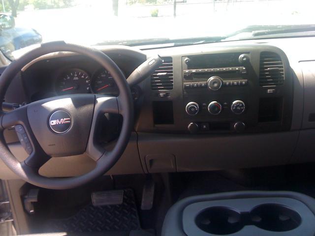 GMC Sierra 2011 photo 4